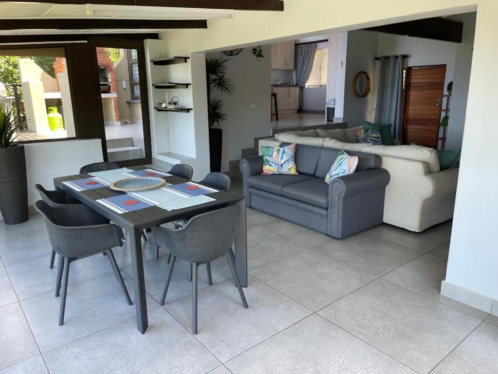 Billfish Apartments Ballito Extérieur photo