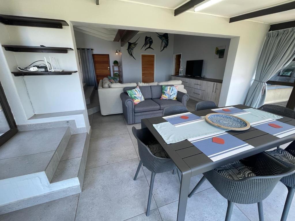 Billfish Apartments Ballito Extérieur photo